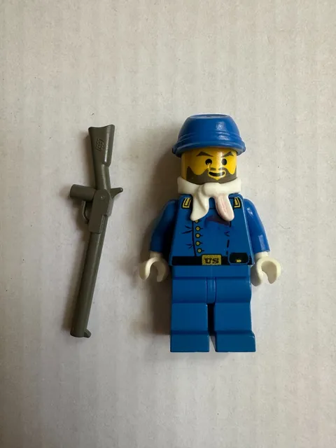 LEGO Minifigure Cavalry Colonel - Cavalry Cap White Bandana WW004 w/ Gray Rifle