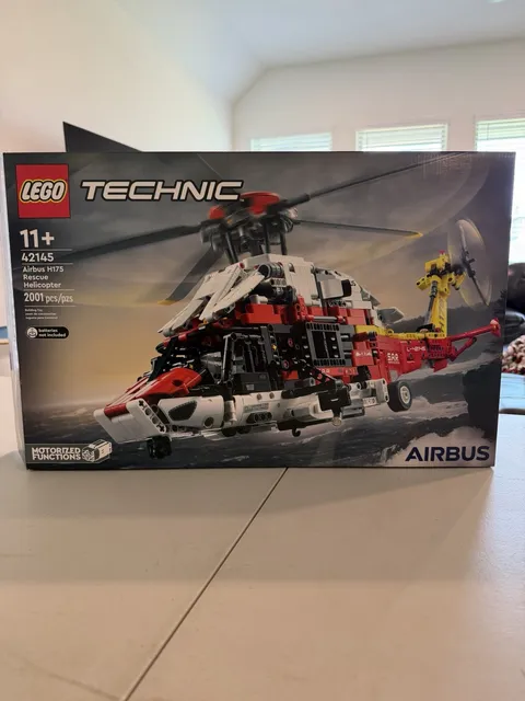 LEGO 42145 Airbus H175 Rescue Helicopter TECHNIC Motorized