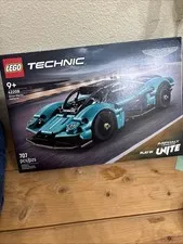 NIB LEGO Technic Aston Martin Valkyrie 42208