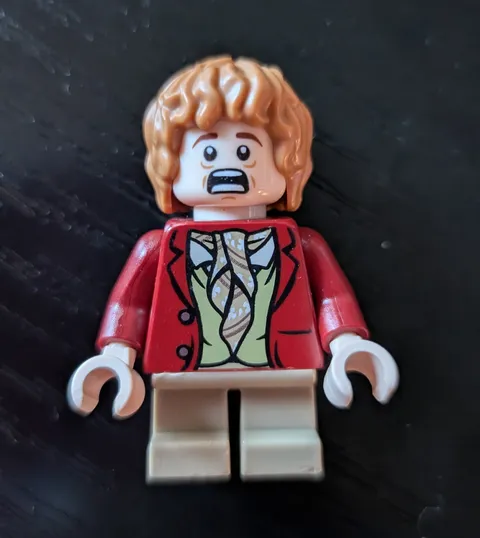LEGO Minifigure Bilbo Baggins - Dark Red Coat Item No: lor030