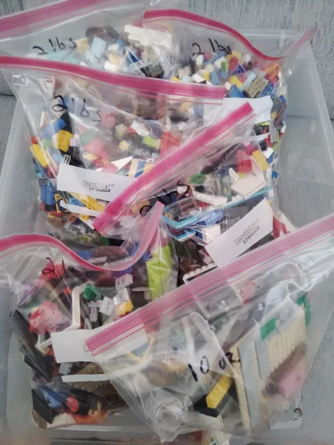 10lbs. and 10oz. Bulk LEGOS, Mixed Lot - Clean