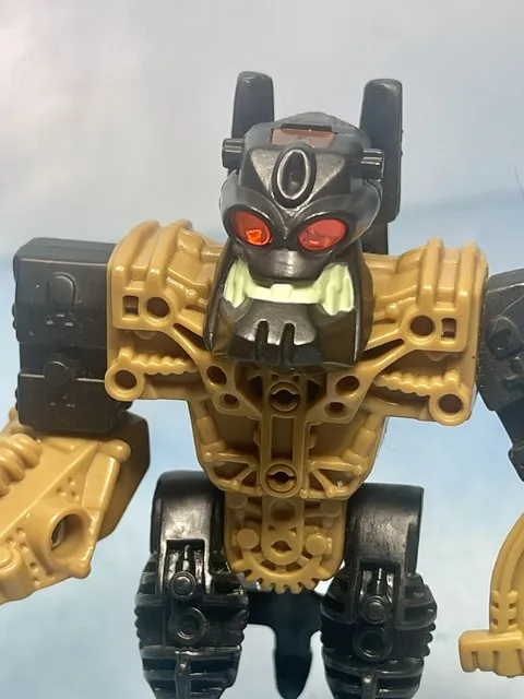 LEGO Bionicle 2006 Piraka VEZOK - Figure Only. Excellent!