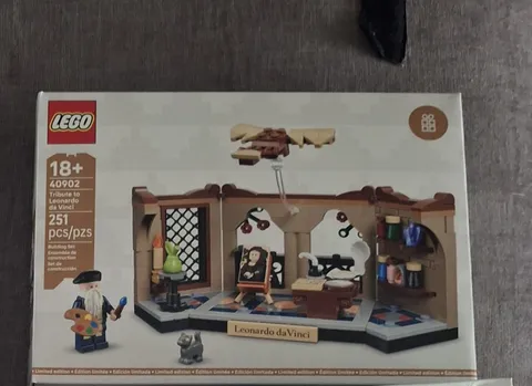LEGO Tribute to Leonardo da Vinci 40902 Limited Edition 251 pcs 18+