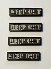 LEGO Vintage 4 Tiles 2431pr0041 1 x 4 with Keep Out Sign Printing