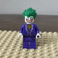 LEGO Minifigure The Joker sh0354 LEGO Batman Movie Purple Cape