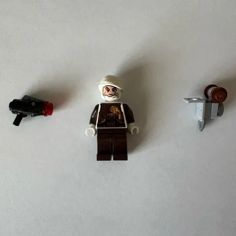 Authentic LEGO Star Wars 75167 Dengar Minifigure With Accessories