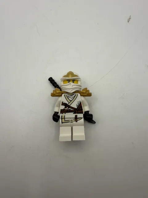 LEGO Ninjago Zane ZX Minifigure Armor White Ninja njo031 Rise Of The Snakes