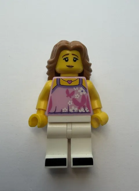 LEGO City Woman Pink Halter Top Butterflies Brunette Heart Necklace Minifigure