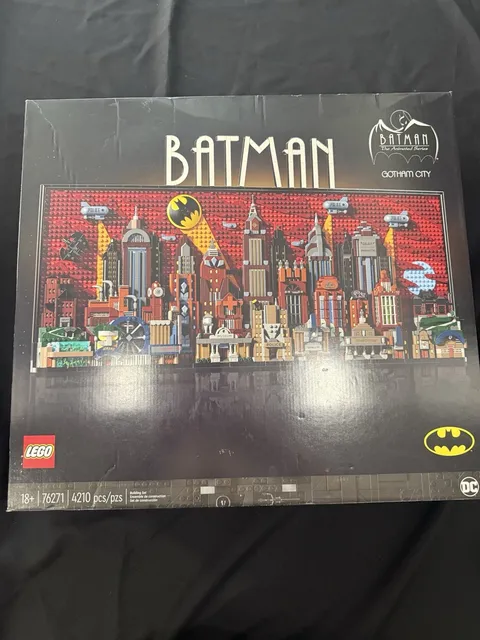 LEGO 76271 Batman: The Animated Series Gotham City 4210pcs 18+ Light Kit