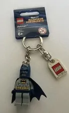Lego DC Super Heroes Batman Keychain 853429 (Retired) With Hang Tag.