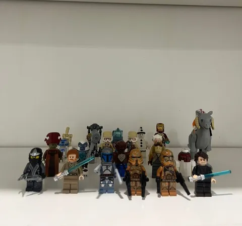 Lego Starwars, Ninjago, Superheroes and more Minifigure Lot,Pls Read Description