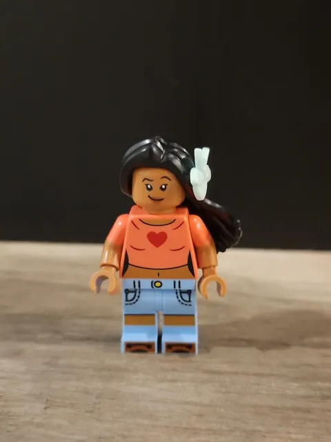 LEGO Disney Minifig dis177 Nani Minifigure From Lilo And Stitch 43268