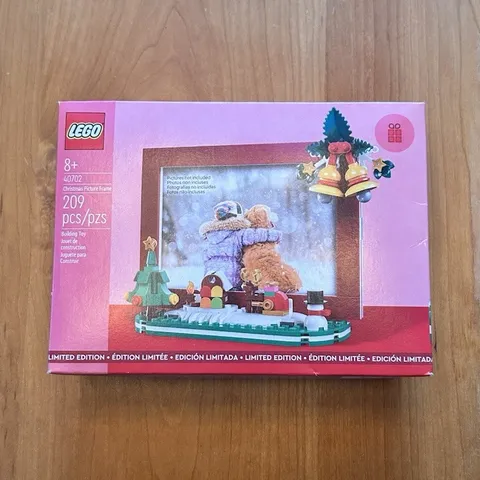 LEGO 40702 GWP Christmas Picture Frame Limited Edition Seasonal Set NIB