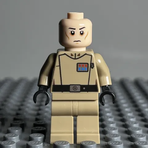 Lego Star Wars Imperial Aresko Minifigure Dark Tan Uniform 75082 sw0623 1K