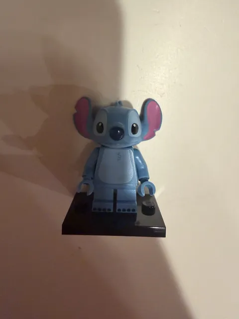 Lego Minifigure Disney Series 1 Stitch (71012)