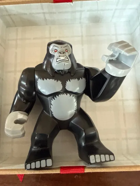LEGO Gorilla Grodd Bigfig Minifigure DC Super Heroes 76026 Retired 2015