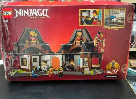 Lego Ninjago (71858) Four Weapons Blacksmith DAMAGED BOX