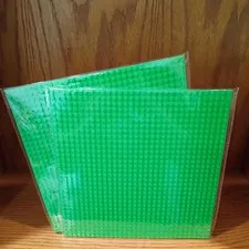 2 Classic Green Baseplates, Square 32x32 Stud Foundation 10"X10" Lego compatible