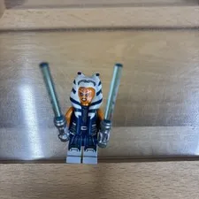 LEGO Star Wars Ahsoka Tano Minifigure The Clone Wars 75283 sw1096 BL1/19
