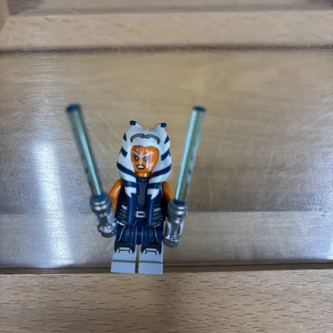 LEGO Star Wars Ahsoka Tano Minifigure The Clone Wars 75283 sw1096 BL1/19