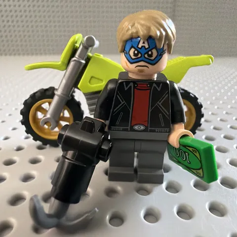Masked Robber Minifigure - LEGO Spider-Man Homecoming sh0422