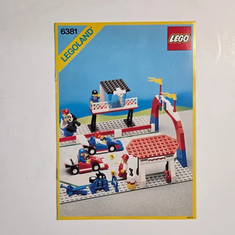LEGO 6381 Motor Speedway Instructions Manual Vtg 1987 Legoland Town Race Track