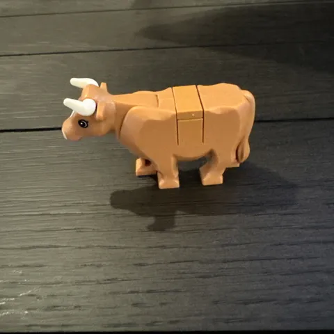 Lego Cow with Light Nougat Muzzle and White Spot on Head Pattern Farm 