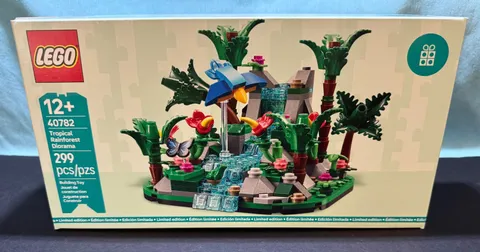 Lego 40782 Tropical Rainforest Diorama BRAND NEW/SEALED Limited Edition  Retired