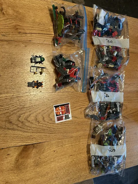LEGO NINJAGO dawn of iron doom minifigs new, no box, no instructions