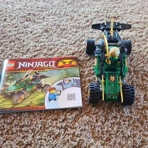 LEGO NINJAGO Legacy: Jungle Raider (71700) Instructions included, no box