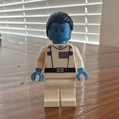 Grand Admiral Thrawn Set #75170 Slightly Used