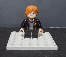 LEGO Harry Potter Ron Weasley Gryffindor Robe Minifig hp283