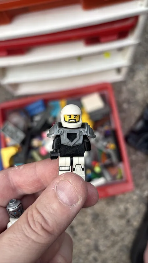 LEGO Space Minifigure Blacktron II Trooper with Armor and Jetpack SP055