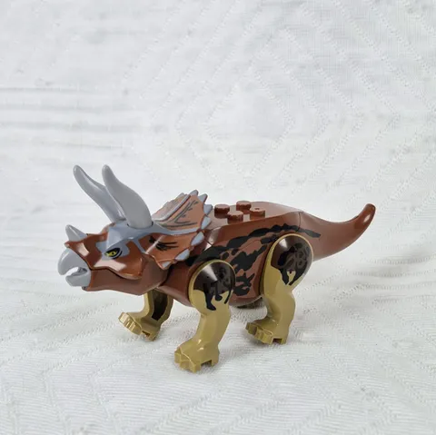 Jurassic World Young Triceratops Custom Lego Dinosaur Figure Brown & Black