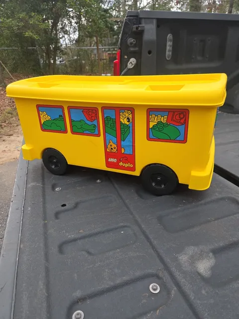Vintage 1997 LEGO DUPLO Storage Ride On Bus Great Storage  No Blocks