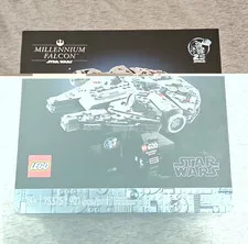 LEGO Star Wars Millennium Falcon 75375 Display Stand 921 pcs 18+ 2024