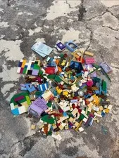 Lego pieces to mixed Disney sets