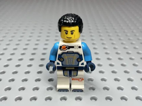 LEGO Minifigure Astronaut Male Spacesuit Dark Azure Arms (No Helmet) No: cty1758
