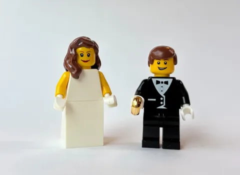 Lego Wedding Bride & Groom Minifigure Lot Couple Ring Vintage brown cmf