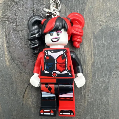 Lego 854238 Harley Quinn Keychain Charm DC Comics Batman ( LIMITED) 🔥