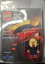 Lego Supergirl Minifigure - DC Fandome - WB/DC 2020 Exclusive (Card Included)