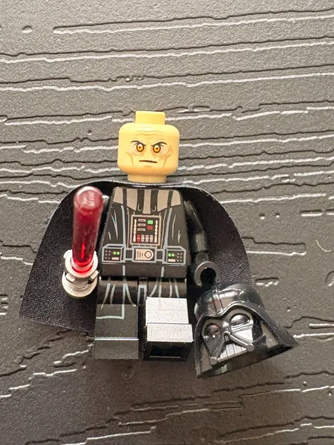 LEGO Star Wars Darth Vader Minifigure w/ Lightsaber Type 2 Helmet sw0636 75093