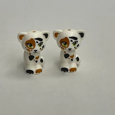 Lego 11602 37068 Cats with Spots Replacement Parts Pieces Lot of 2
