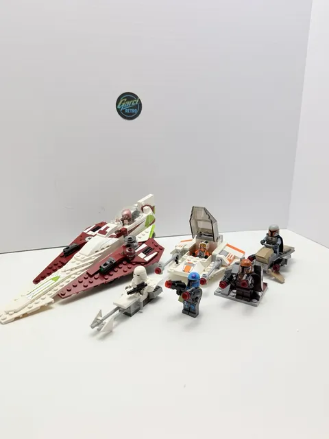 LEGO Star Wars Obi wan Starfighter Along With Other Lego Sets. READ Description!