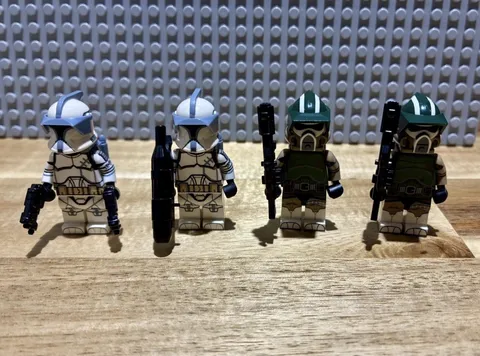 Lego Star Wars Clone Army Customs Clone lot with accessories. 