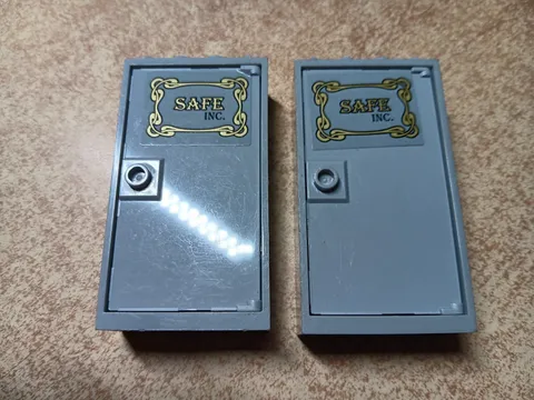 LEGO LOT OF 2 LIGHT BLUISH GRAY DOOR FRAMES SAFE INC SIGN 2X4X6 #60599 #60137