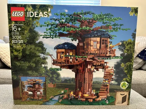 LEGO Ideas: Tree House (21318) Unopened New Retired