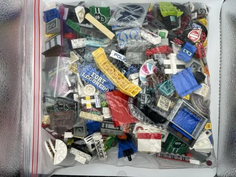 Lego Huge Rare Bag Of Print And Decal Parts Legoredo And More Hundreds Lot