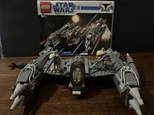 LEGO Star Wars: MagnaGuard Starfighter 7673 100% Complete With Minifigs/Manual