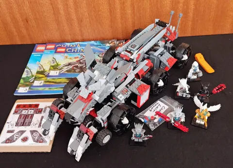 Lego Chima Combat Laire 70009 - 100% Complete! Bonus Stickers + Minifig Stands